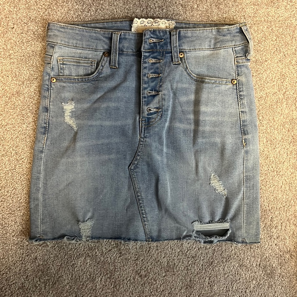 Denim form fitting skirt